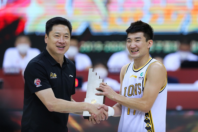 魔术逆转猛龙，孙铭徽点燃赛场