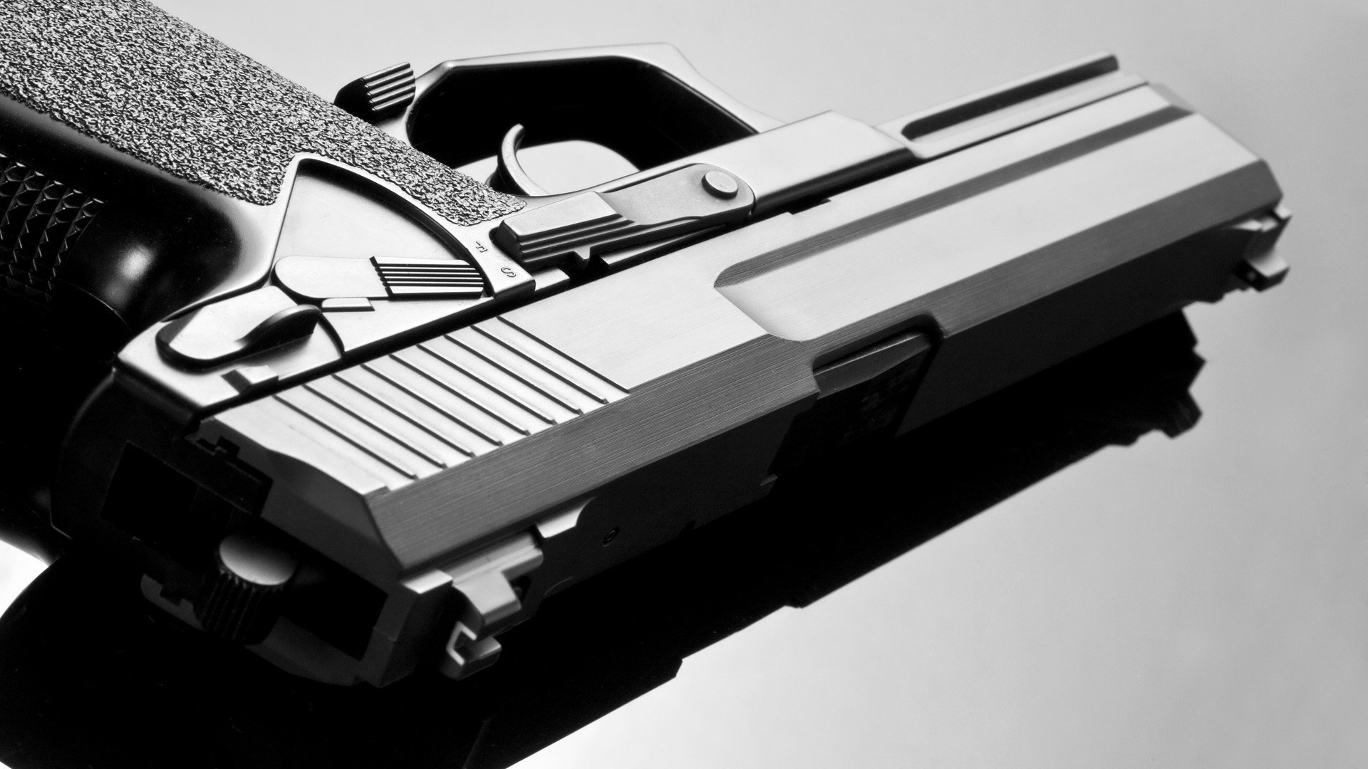 王见王，当爱德华兹的岩浆浇熄猛龙的逆鳞