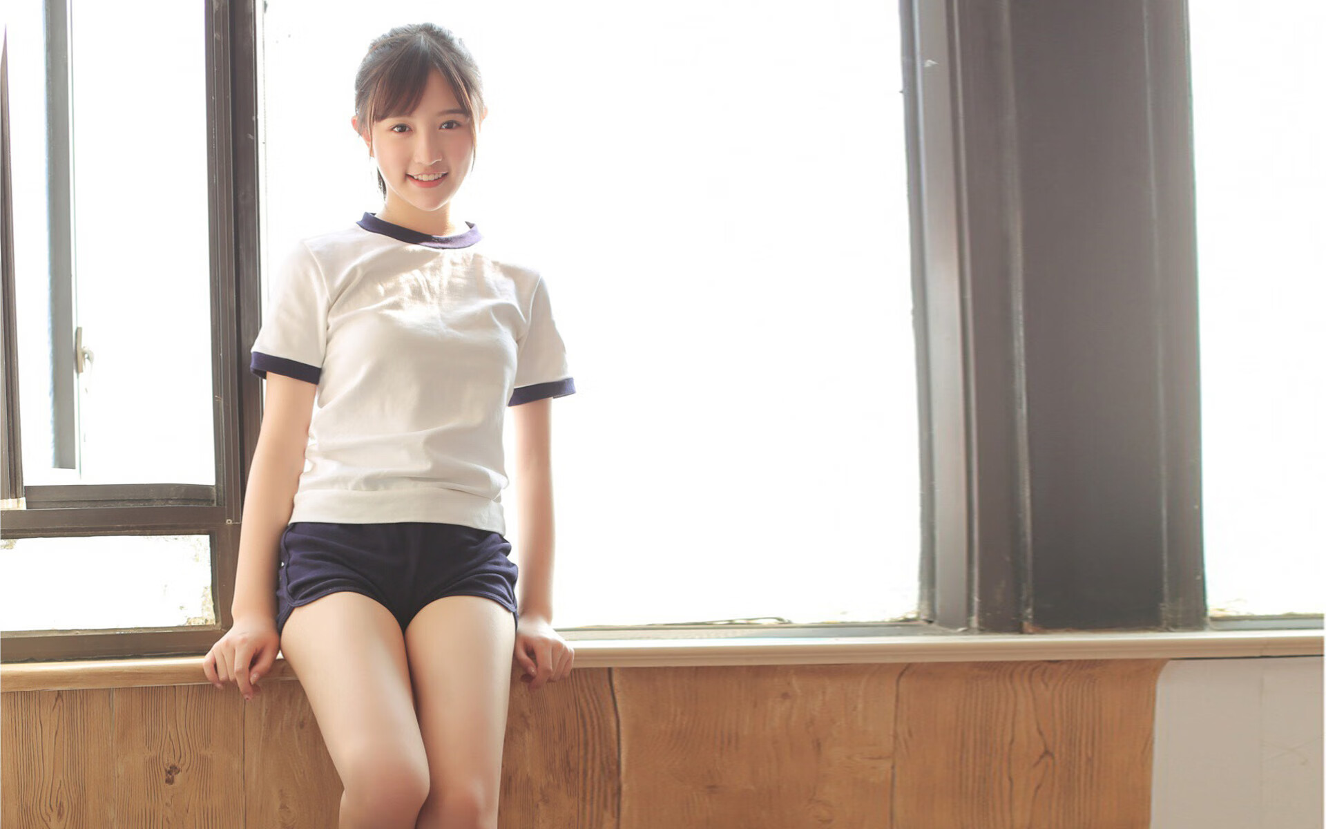 绿茵场的双面镜，国家德比的烈焰与多特蒙德的冷静